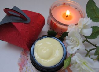 crema cosmetica con i fiori di bach-chicchenatural