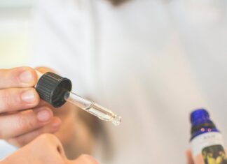 Fiori di Bach per combattere l’apatia estiva e ritrovare motivazione - chicchenatural.it